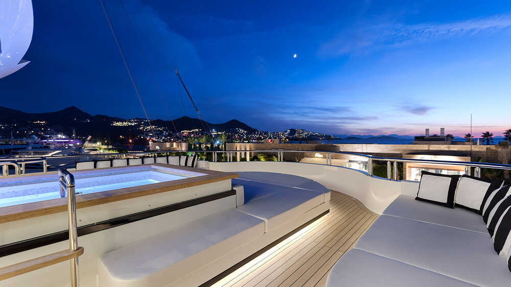 Sundeck