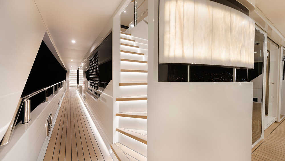 Side deck