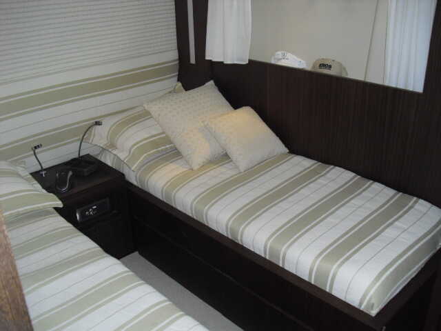 Guest cabin