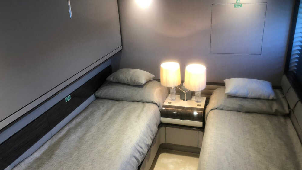 Guest cabin