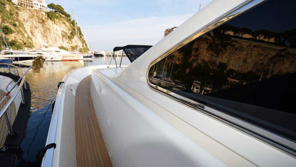 Side deck