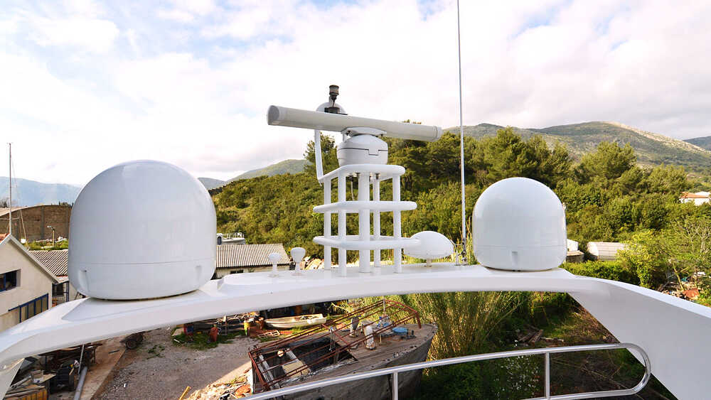 Radar arch