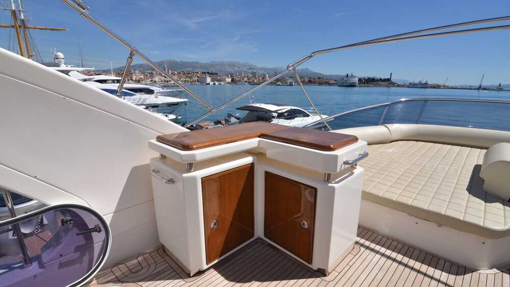 Flybridge