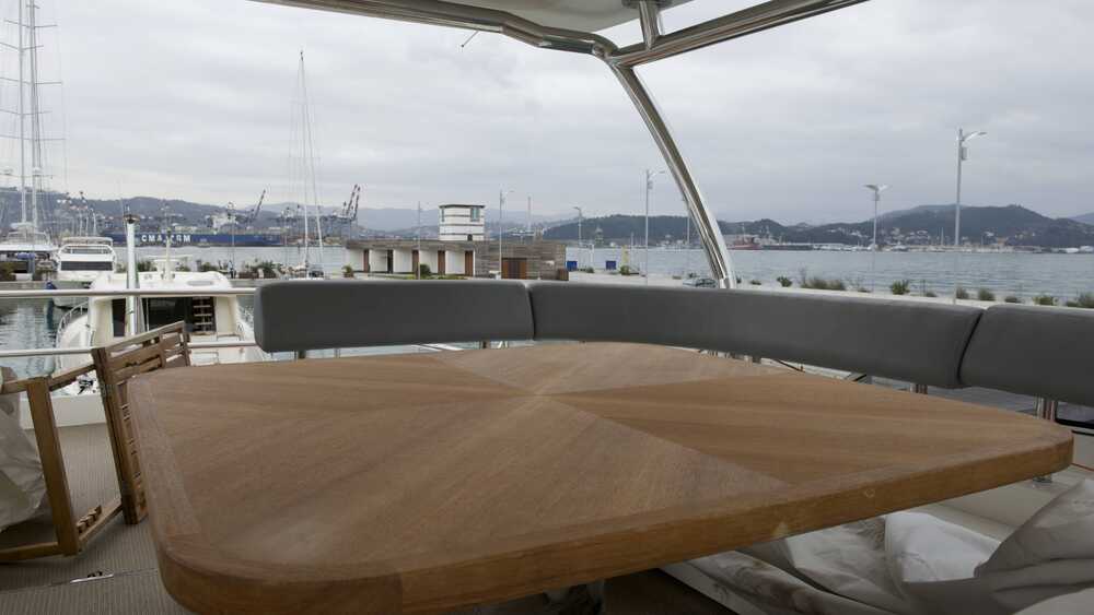 Flybridge
