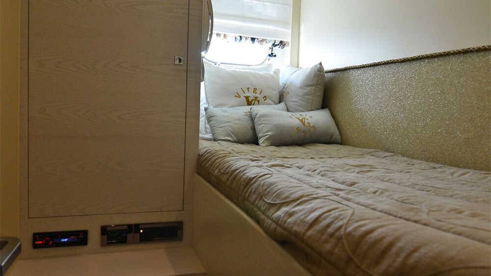 Guest cabin