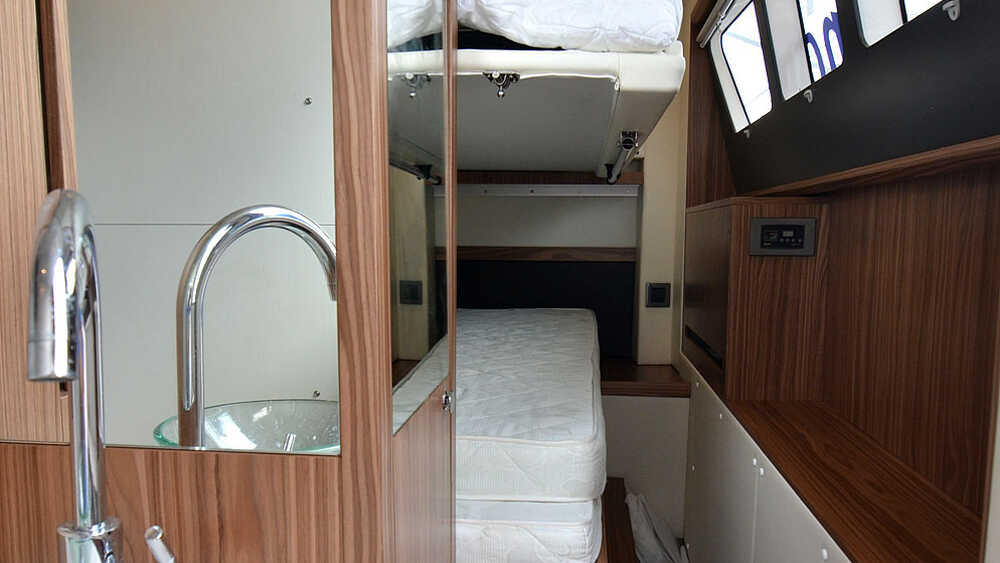 Crew cabin