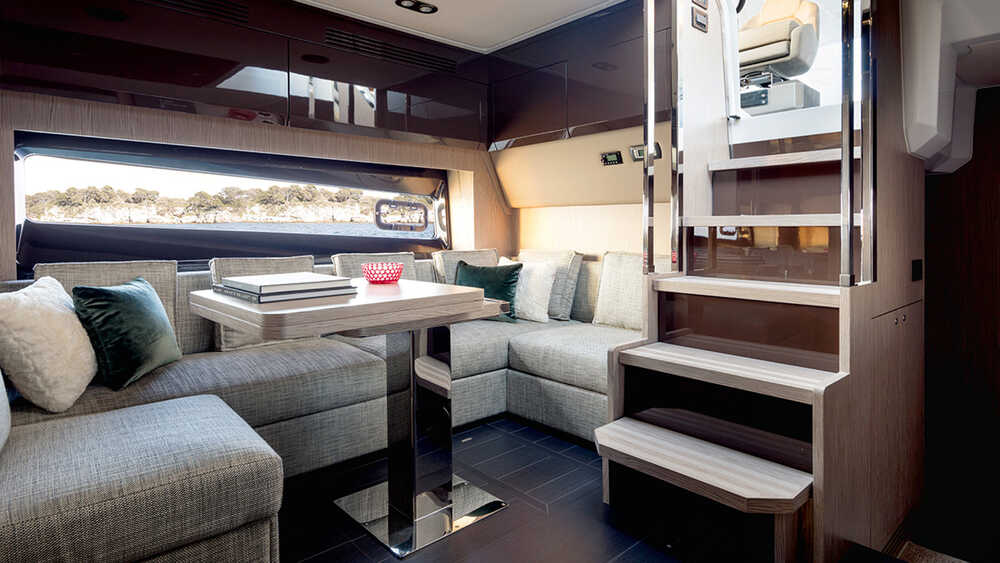 Dinette on lower deck