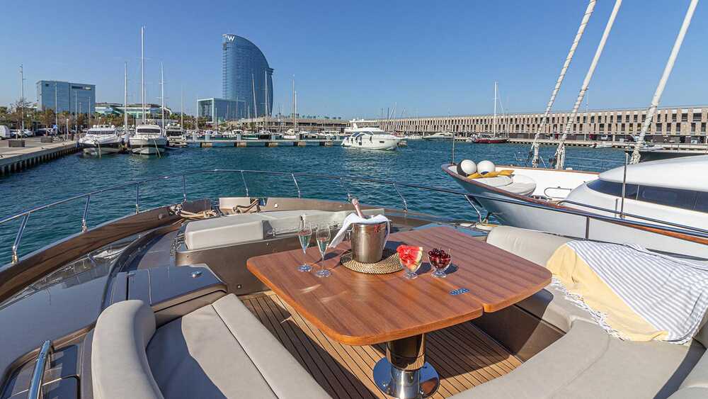 Lounge area on bow
