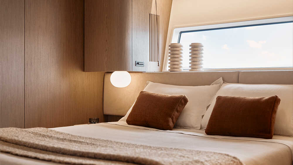 Stbd guest cabin