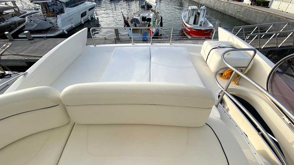 Flybridge