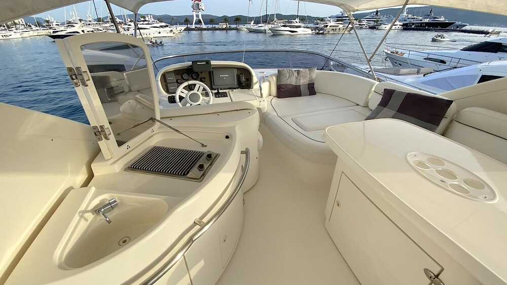 Flybridge