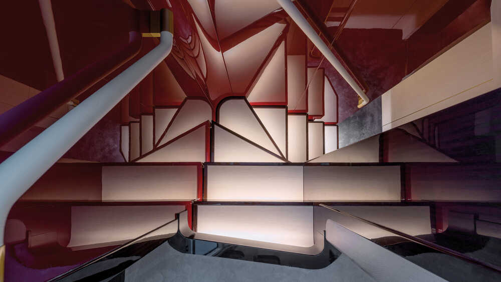 Steps to lower deck