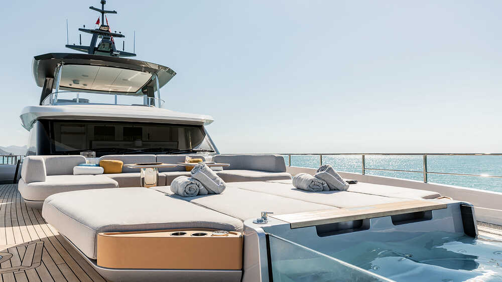 Lounge area on bow