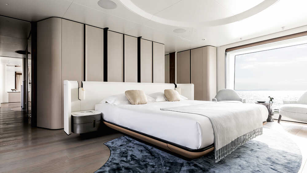 Owner's suite on main deck
