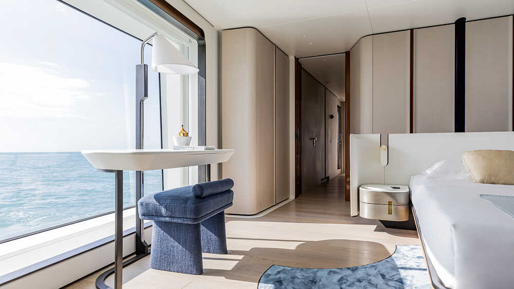 Owner's suite on main deck