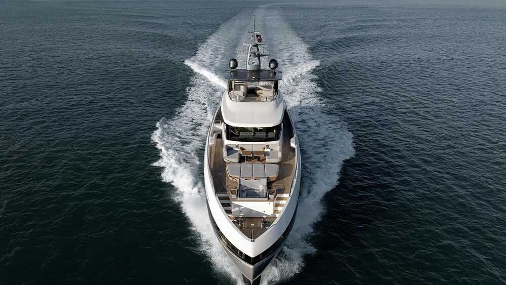 Exterior GRANDE 36 METRI
