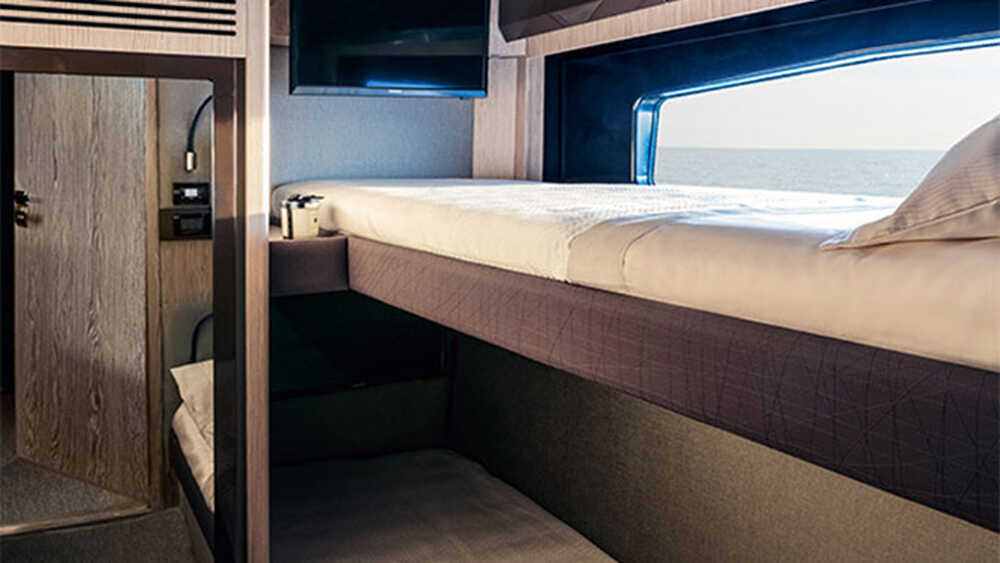 Guest cabin on port side