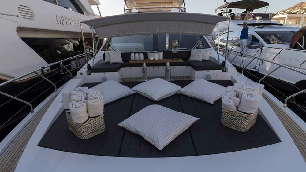 Lounge area on bow