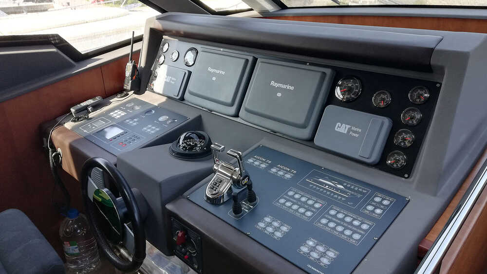 Main helm station