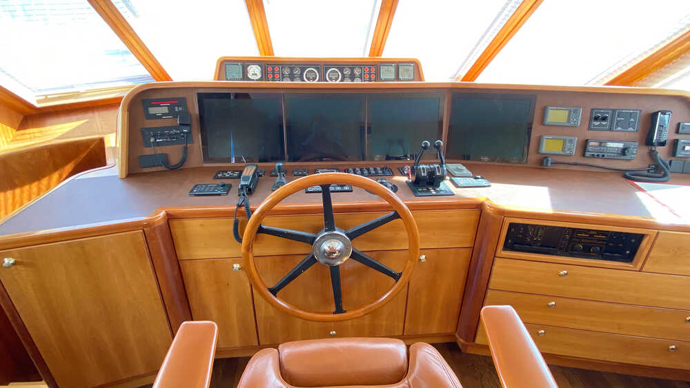 Main helm station