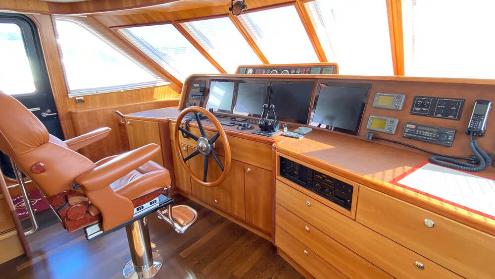 Main helm station
