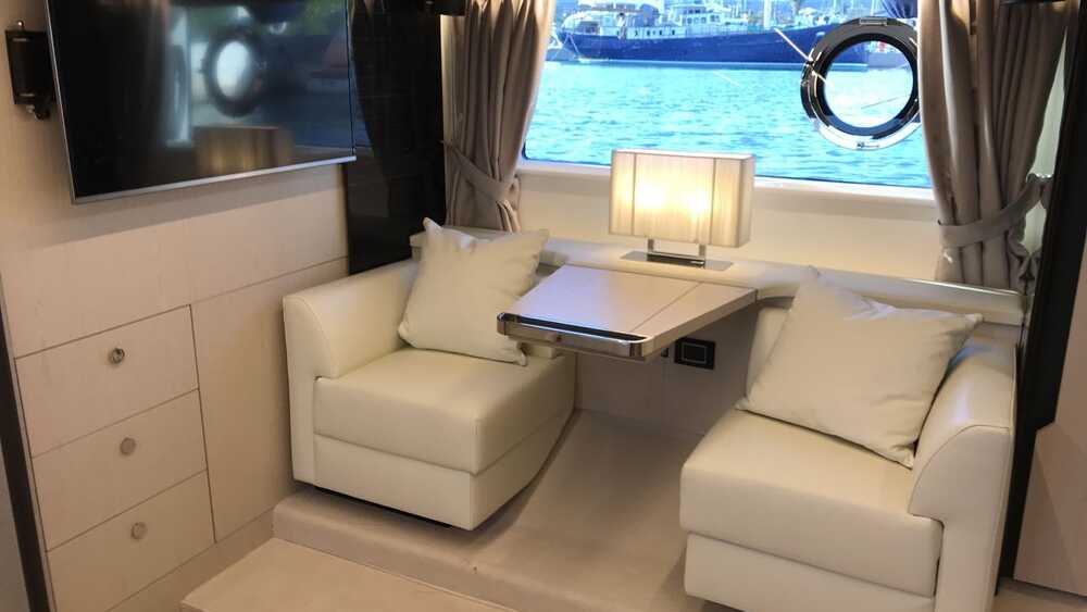 Azimut 66 2017