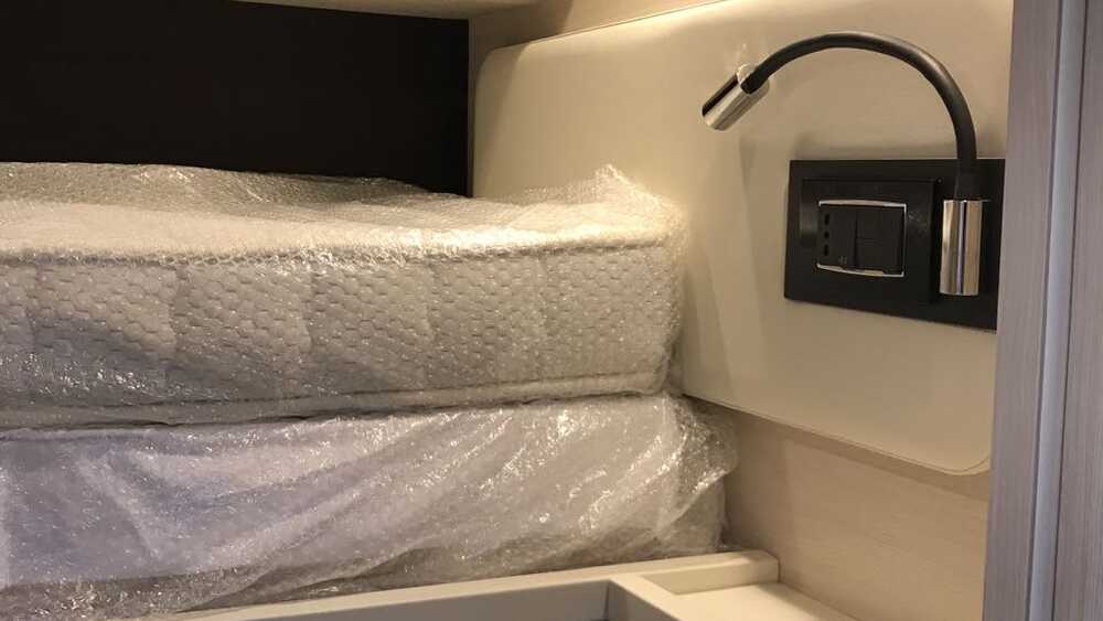 Azimut 66 2017