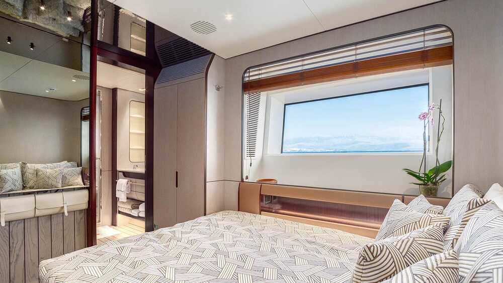 Guest cabin on port side lower deck