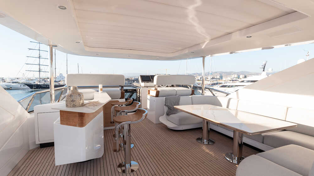 Flybridge