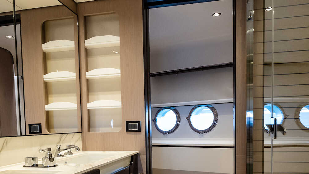 Owner's bathroom
