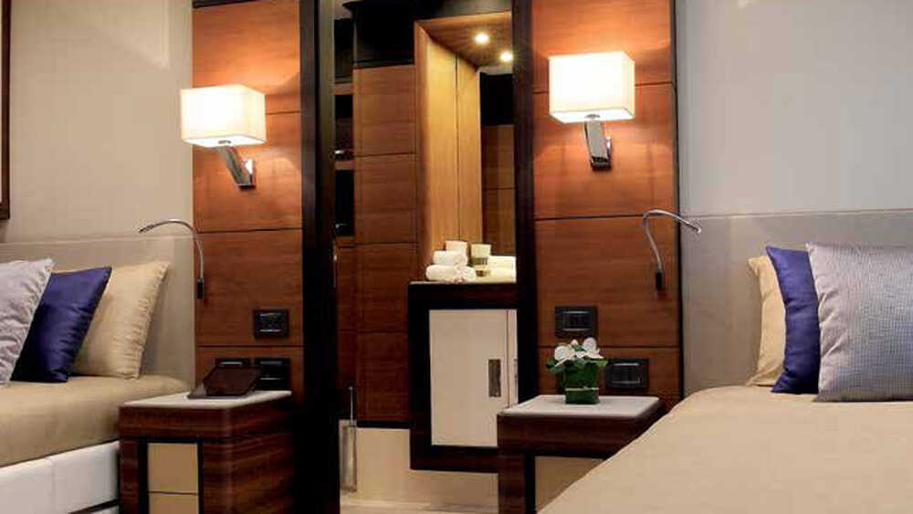 Guest cabin
