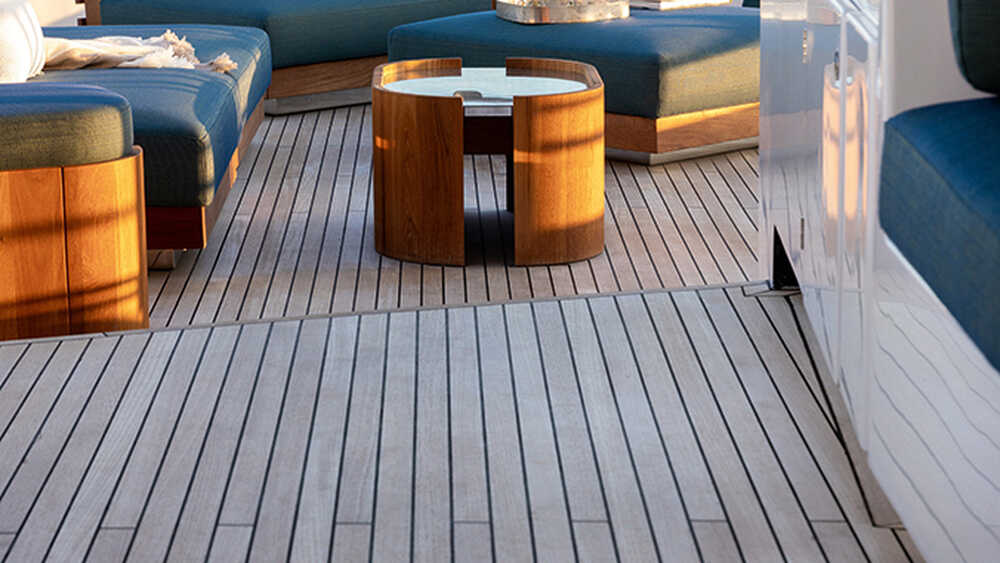 Aft lounge area on flybridge