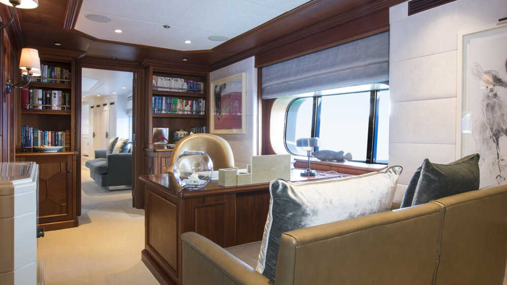 Parlor on the upper deck 
