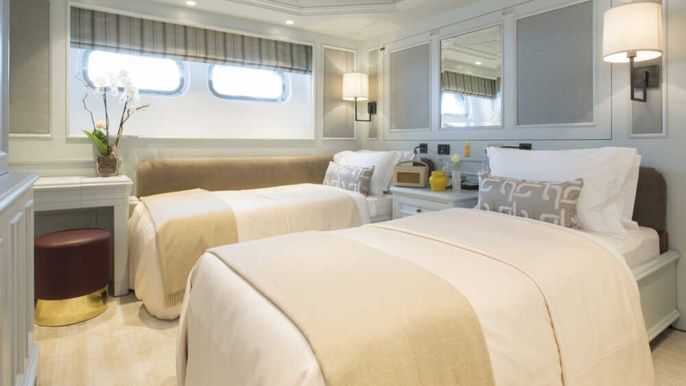 Guest cabin on the lower deck 