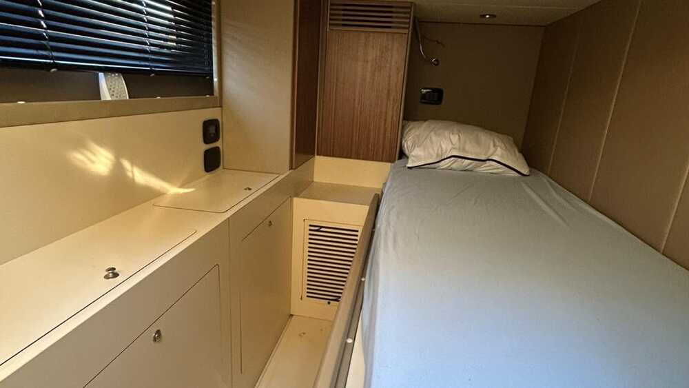 Utility cabin