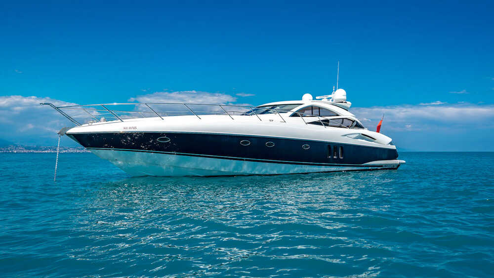 Exterior M/Y REHAB 