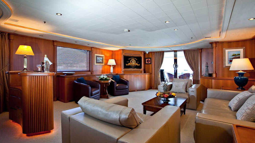 Rodriquez 38m M/Y APOLA