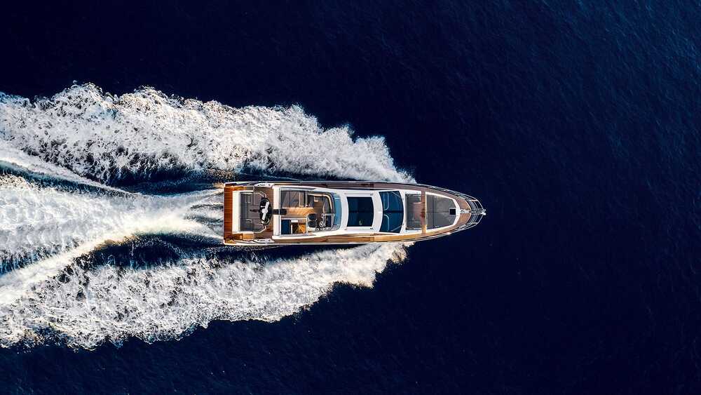 Exterior Azimut S7