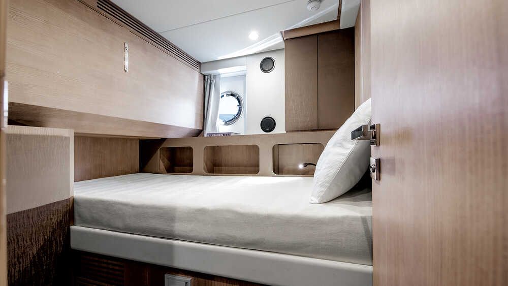 Crew cabin