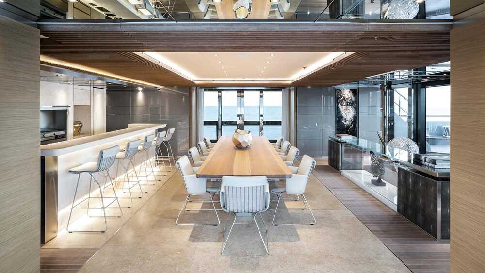 Dinette on aft main deck