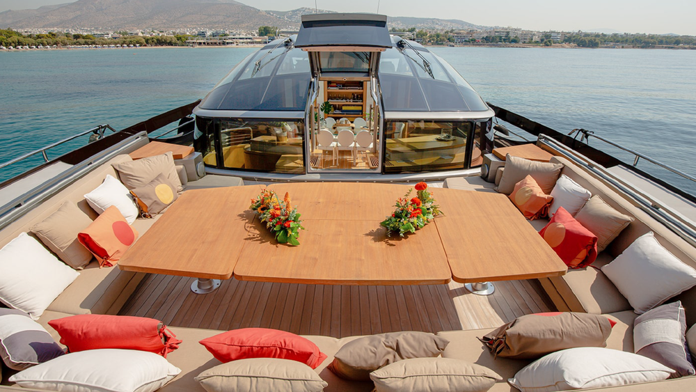 Dining area on the bow