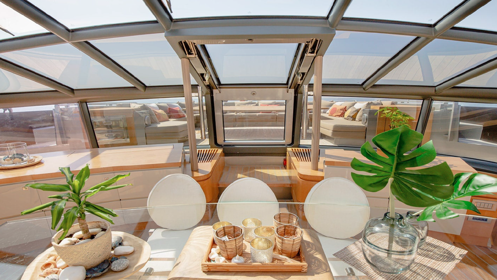 Main deck dining area
