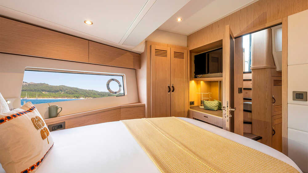 VIP cabin