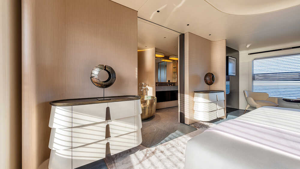 Owner's cabin on the main deck