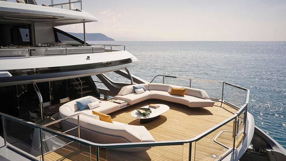 Lounge area on the aft of main deck