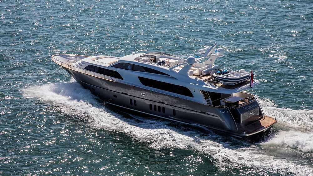 Exterior Van der Valk 26 m RPH