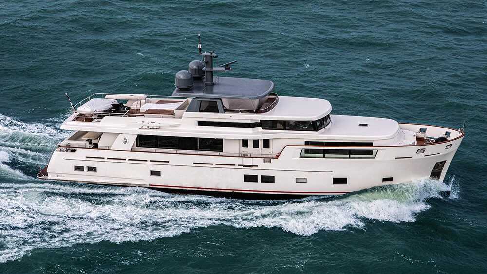 Exterior Van der Valk Explorer 28M
