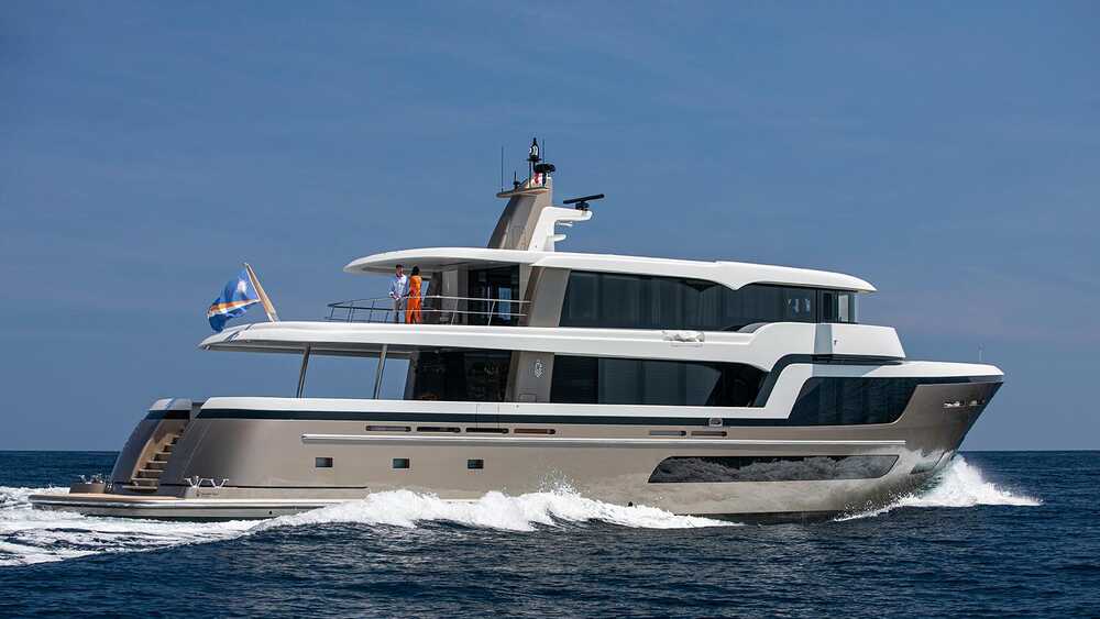 Exterior Van der Valk Explorer 34,5M