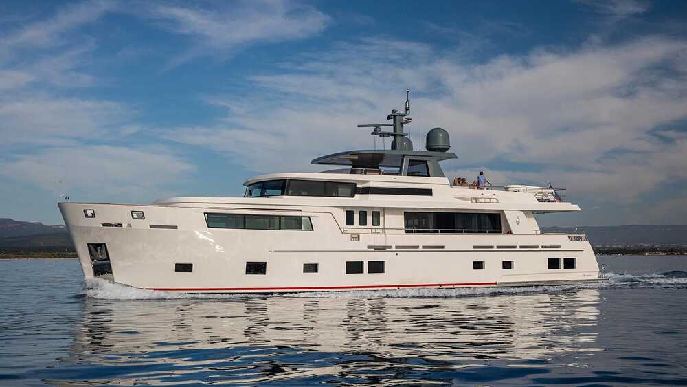 Exterior Van der Valk Explorer 28M