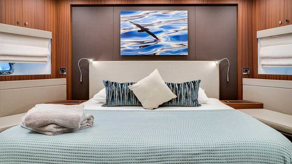 Bow VIP cabin